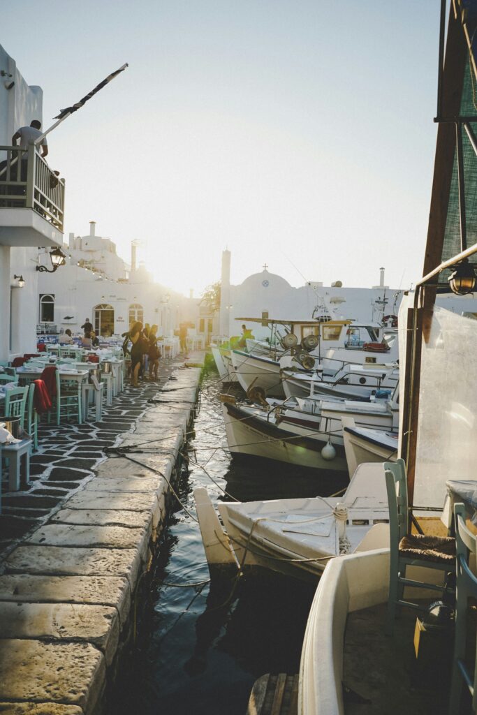 Discover the magic of Paros: Your Ultimate Island Guide Paros )